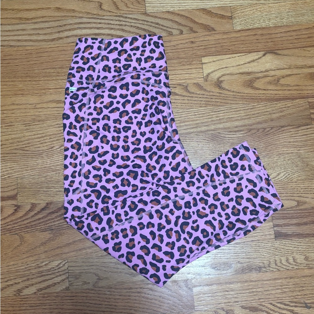 Fabletics PureLuxe Pink Leopard Capri Leggings